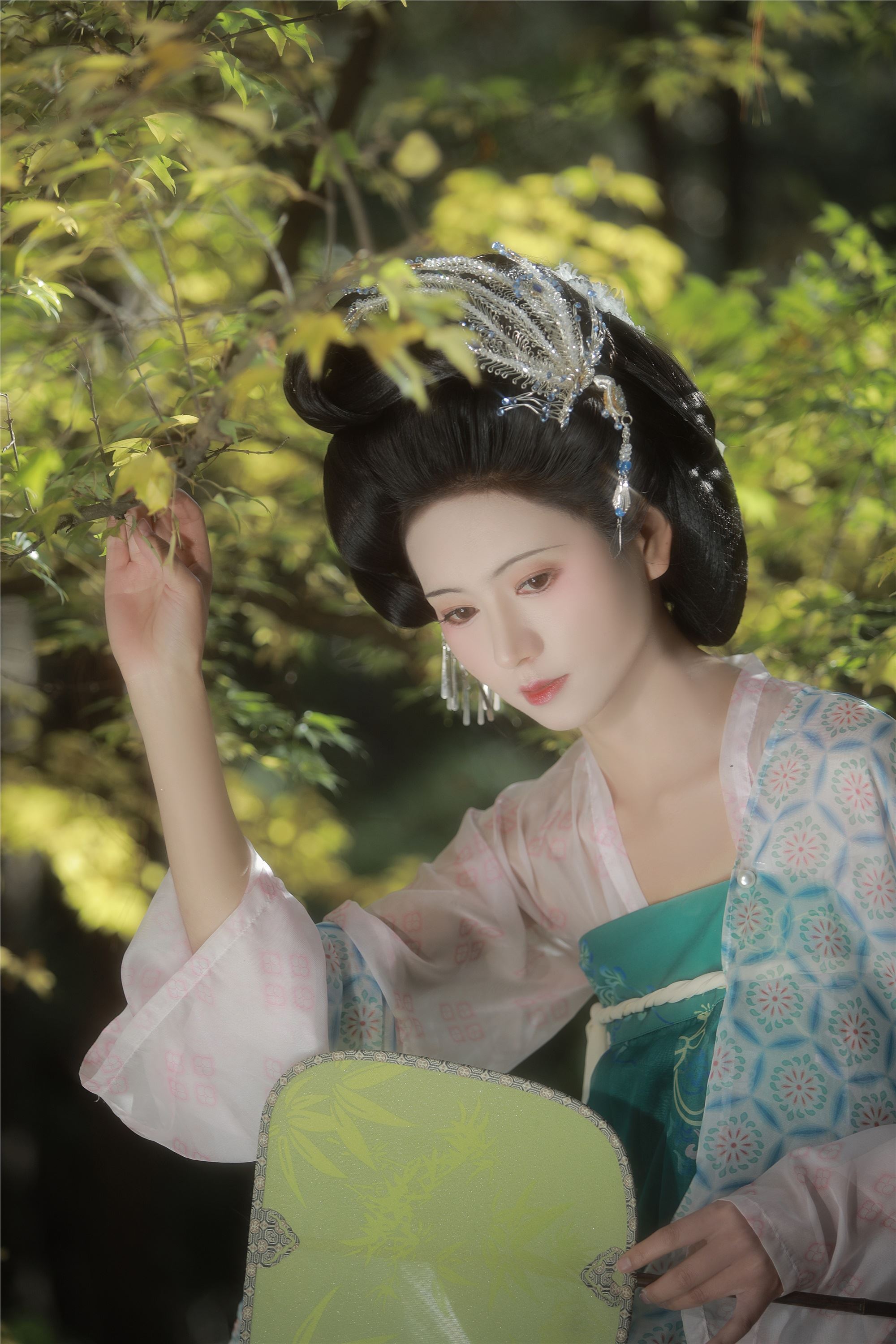 YITUYU艺图语 2025.01.25 橙黄橘绿时 瑜瑾